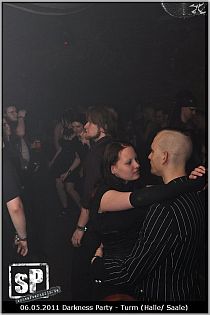 darknessparty_may2011_04