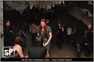 darknessparty_may2011_06