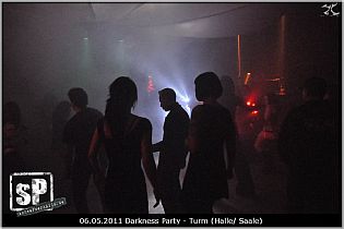 darknessparty_may2011_07