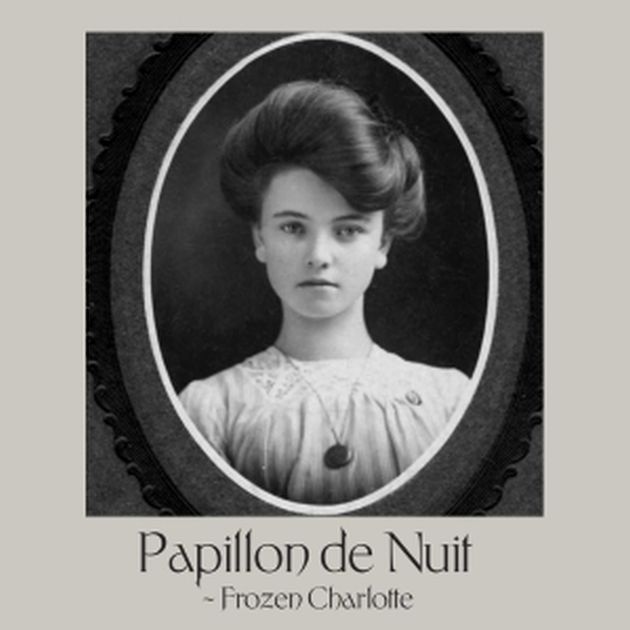 papillon de nuit frozencharlotte