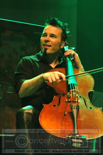 apocalyptica07.jpg apocalyptica07.jpg