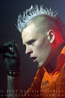 combichrist3.jpg combichrist3.jpg