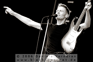 Bryan Adams