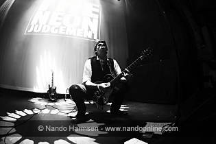 20141115 03 neon judgement