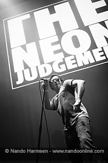 20141115 05 neon judgement