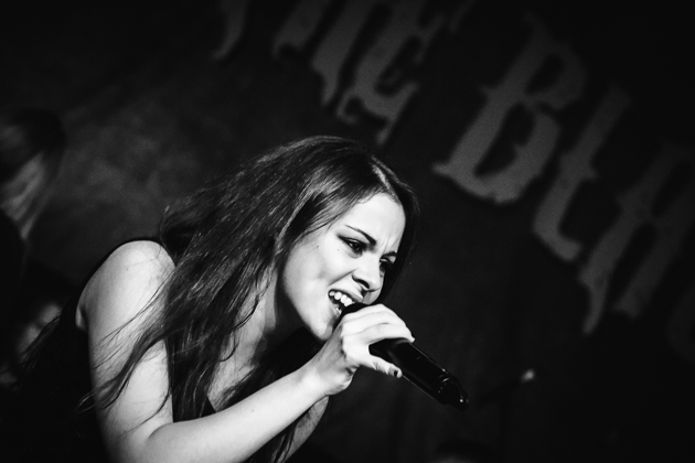 AutumnMoon2015 BeyondTheBlack-49