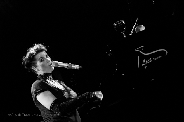 amandapalmer07