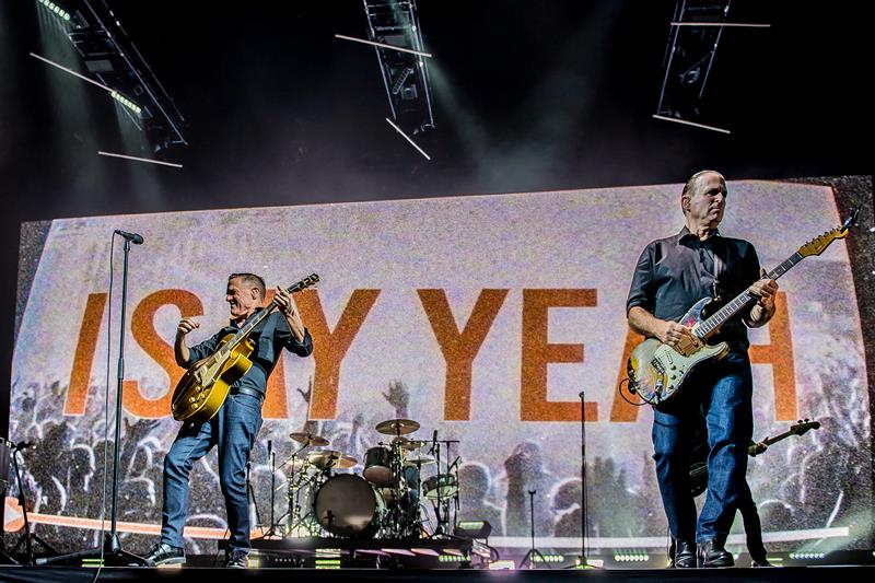 bryanadams01