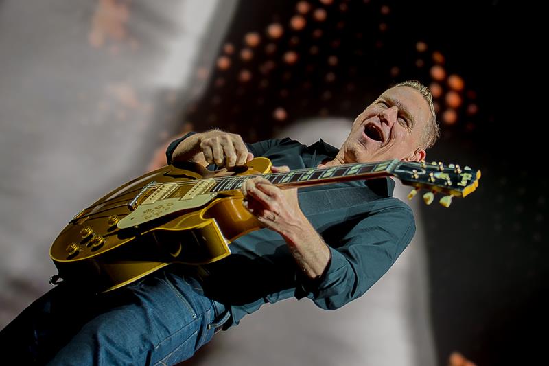 bryanadams11