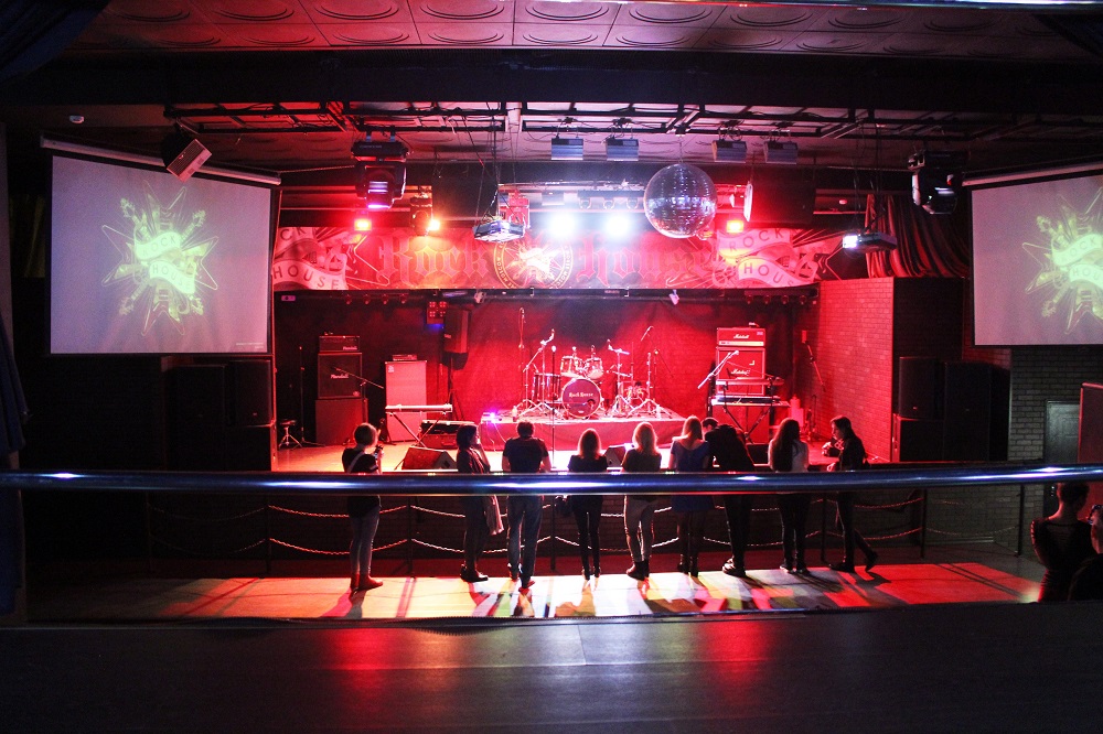 Rock House club 37