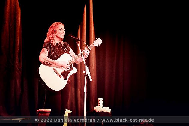 Anneke van Giersbergen