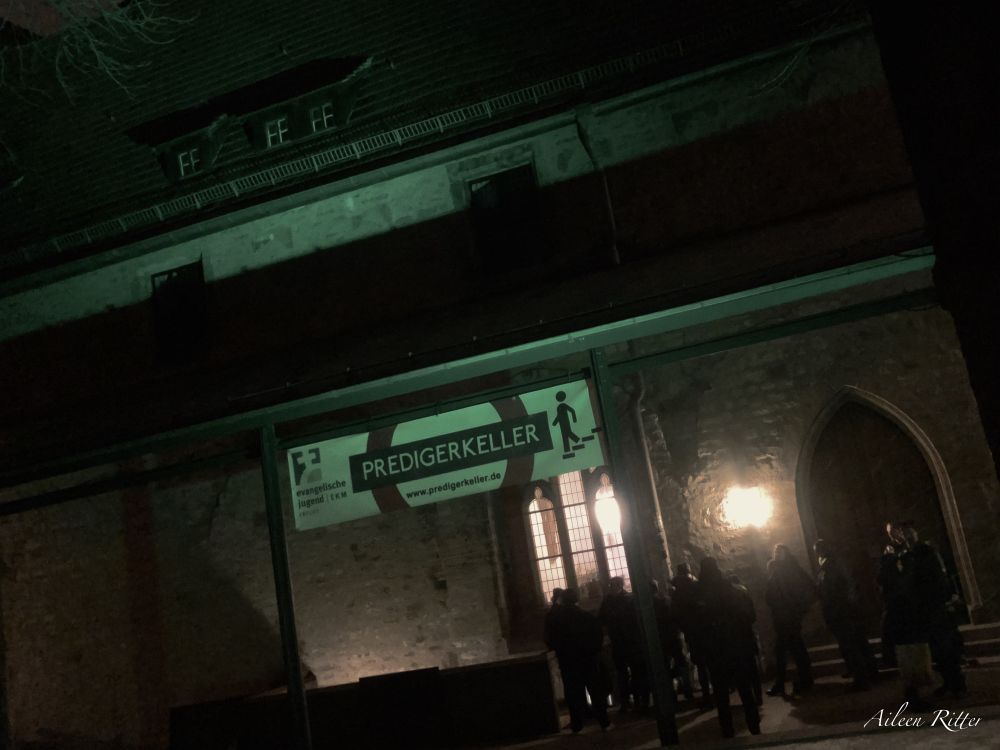 alienare byAileenRitterl41