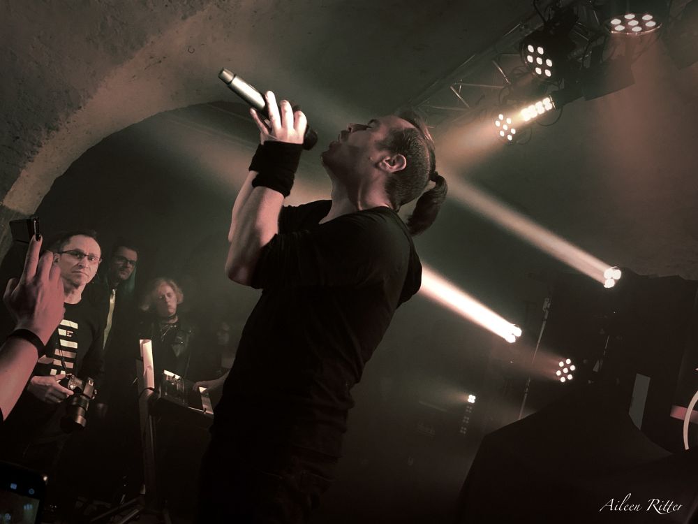 janrevolution byAileenRitterl14