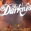 08_in_darkness_02