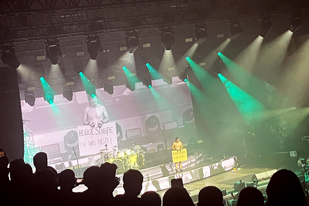 20250812 gojira1