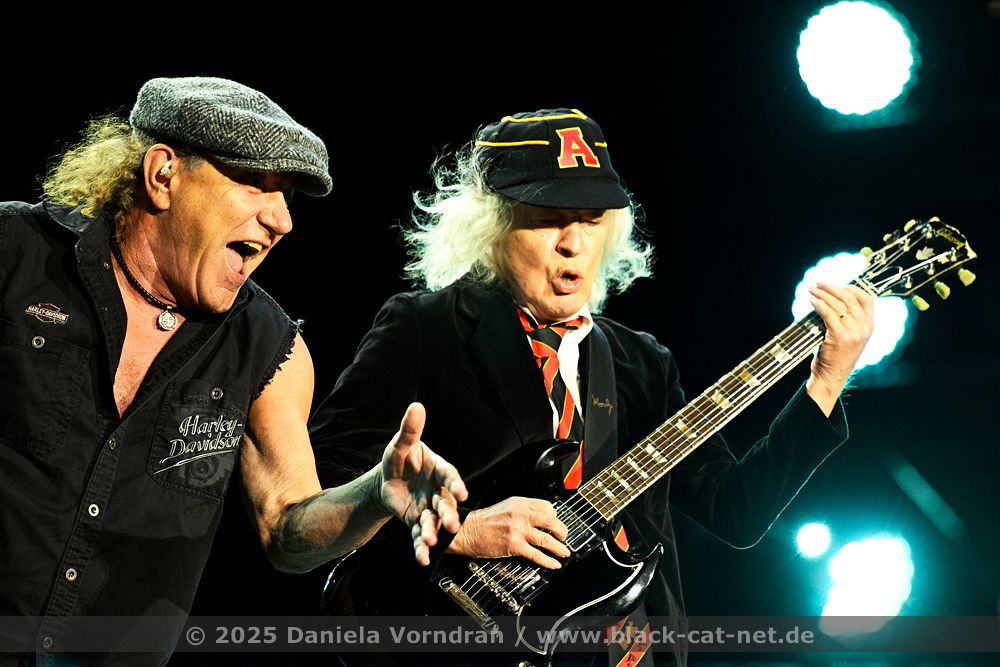 acdc NZ85670 klein