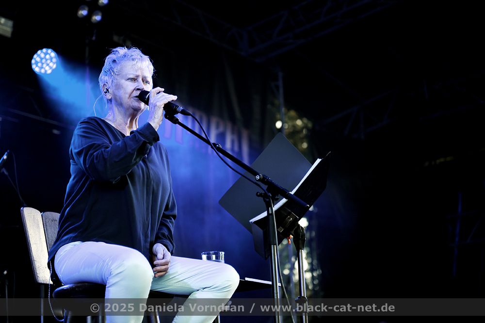 anneclark D4S7966 klein