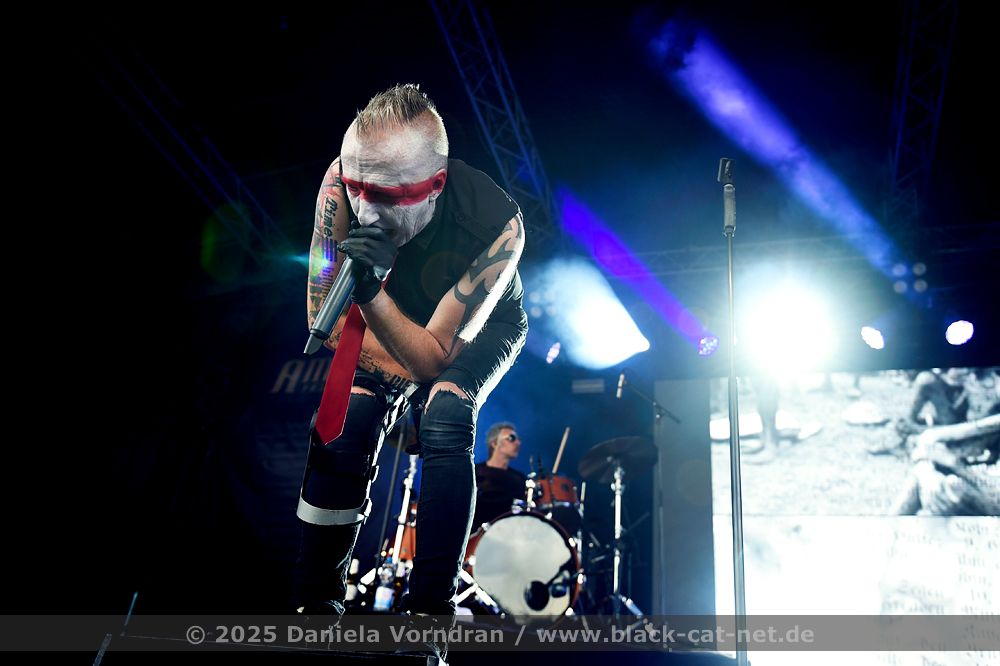suicidecommando D4S7762 klein