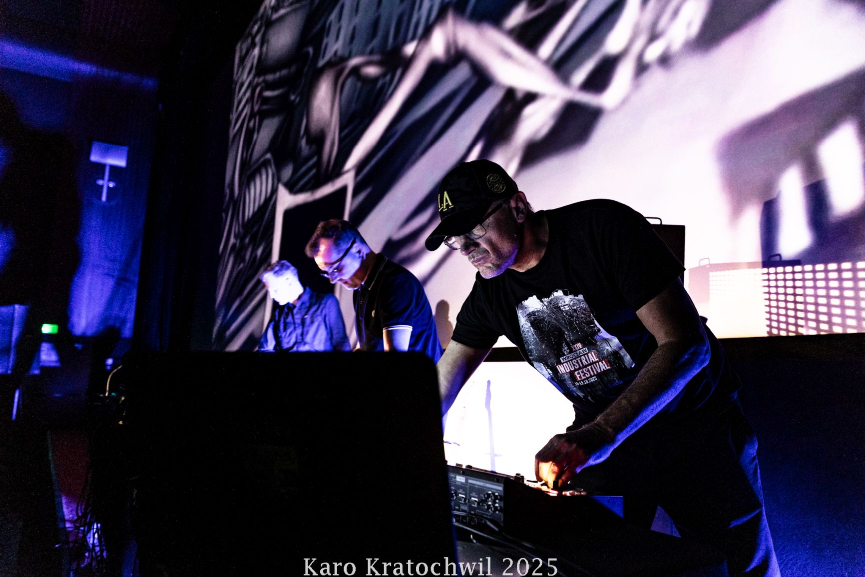 job karma karo kratochwil 2025 9