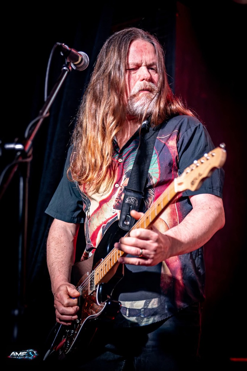 GhostDance1000060807