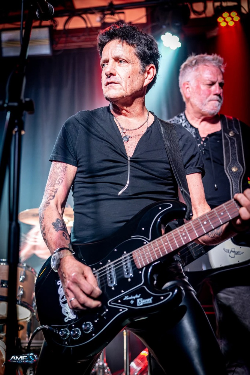 GhostDance1000060808