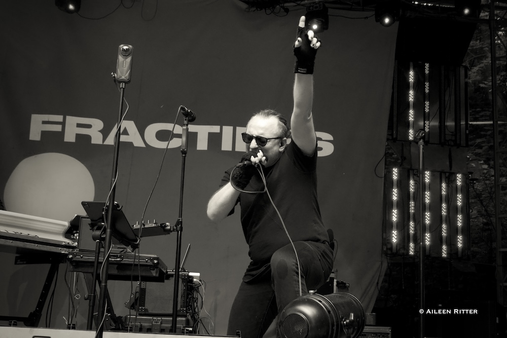 Devil Stage Festival 2026 Fractiles byAileenRitter 5 von 107