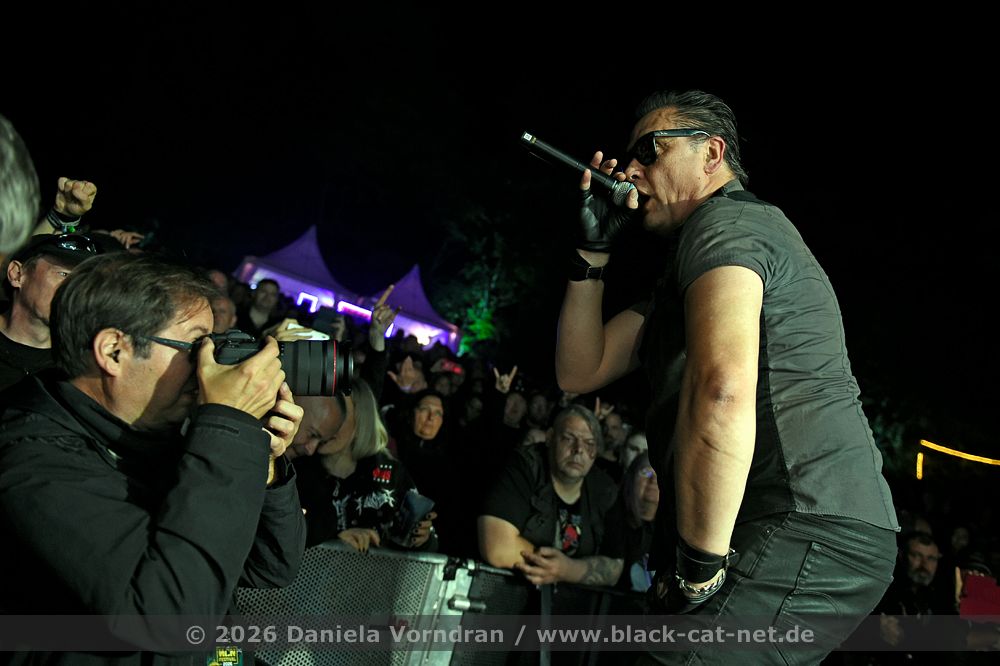 Nocturnal Culture Night krupps intro D4S1135 klein