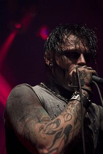 combichrist02