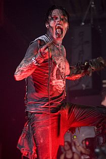 combichrist04