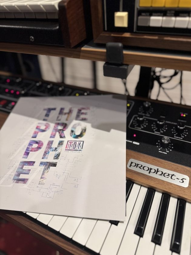 t.o.y. 05 studio byVolkerLutz